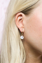 Load image into Gallery viewer, Circle charm hoops- Alyssum