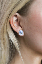 Load image into Gallery viewer, Forget me not oval studs