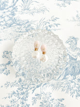 Load image into Gallery viewer, Grace (in pink)